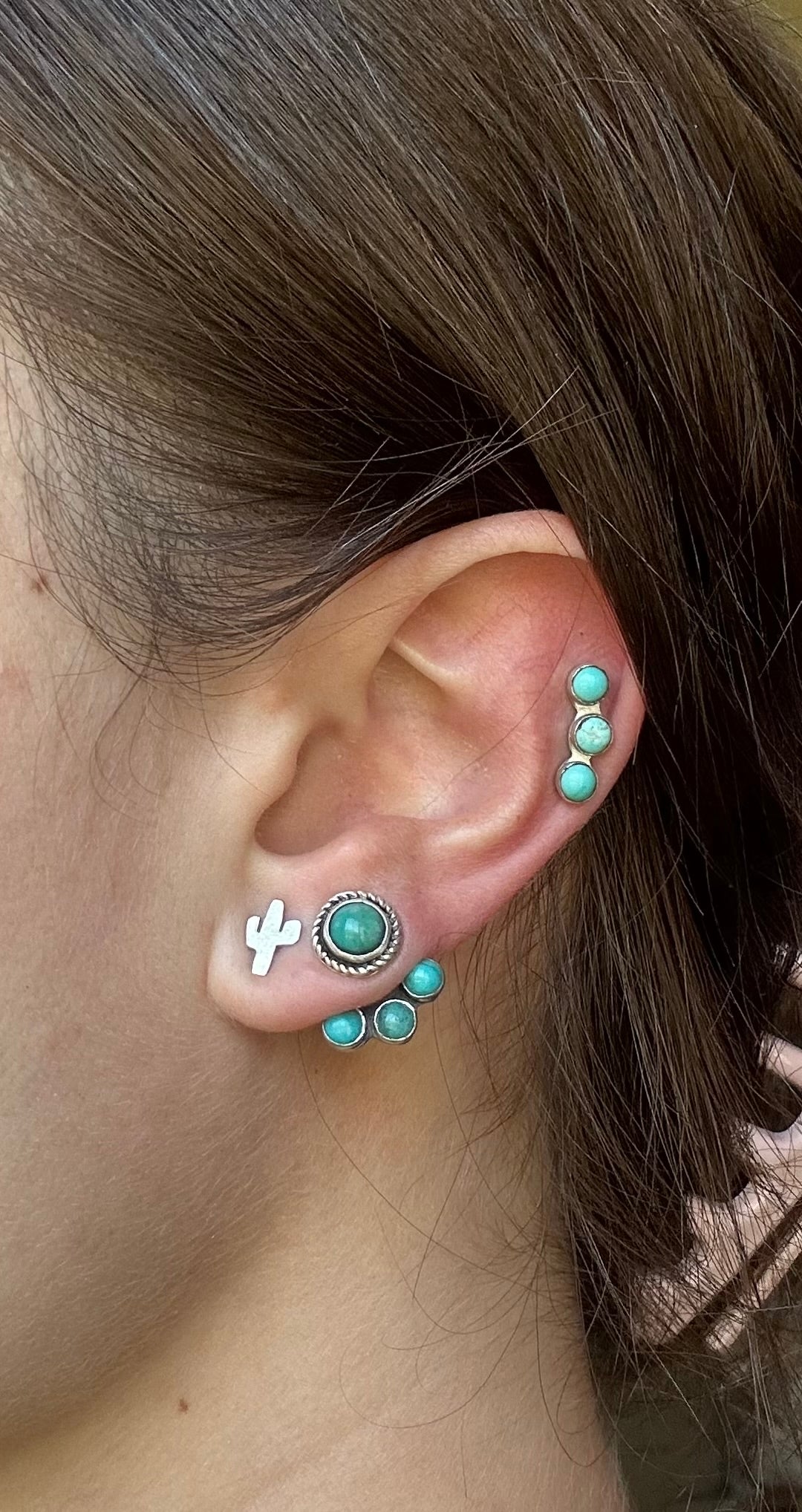 Cartilage 3 Stone Earring